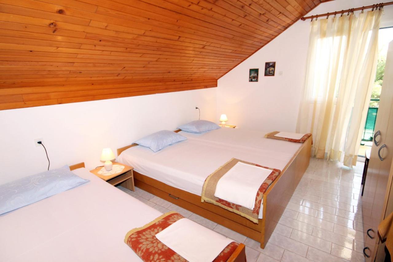 Apartments By The Sea Basina, Hvar - 542 Vrbanj Buitenkant foto