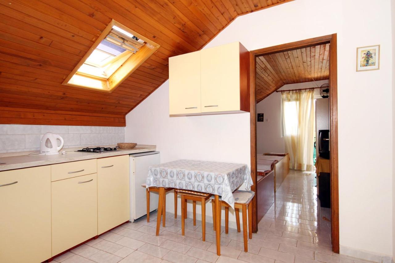 Apartments By The Sea Basina, Hvar - 542 Vrbanj Buitenkant foto