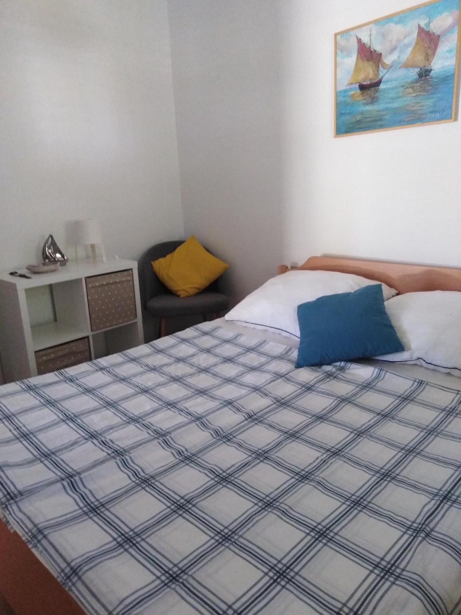 Apartments By The Sea Basina, Hvar - 542 Vrbanj Kamer foto